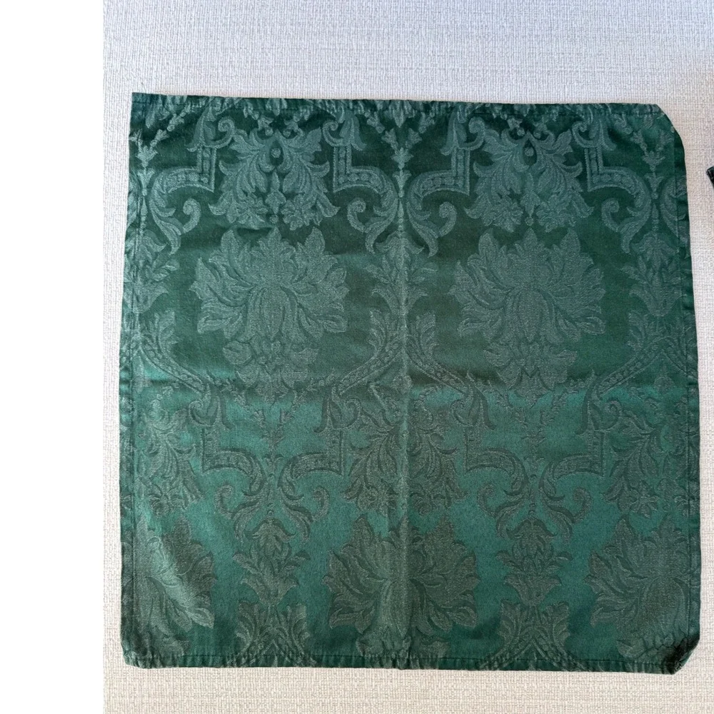 Vintage Waterford Green Damask Napkins  Set of 7 Holiday Christmas Dinner 18